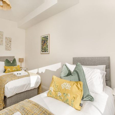 Villa Modern 3 Bed Beautiful House In York Extérieur photo